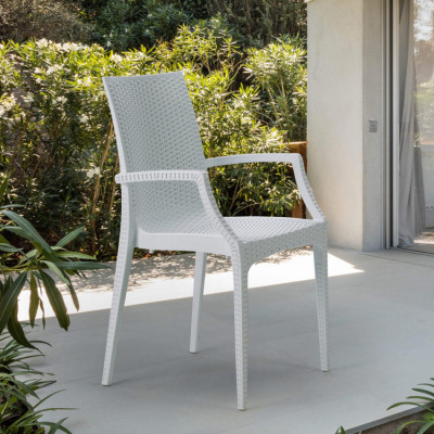 Sedia da giardino con braccioli in polyrattan Gelsomino | Casamati