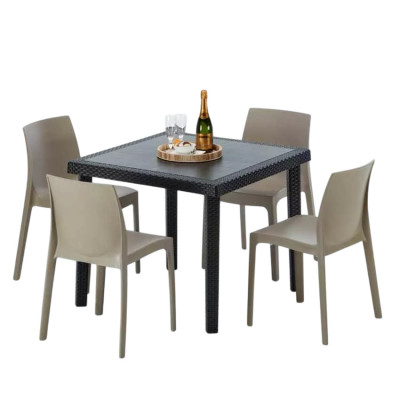 Set tavolo 90x90 cm + 4 sedie Rob Roy