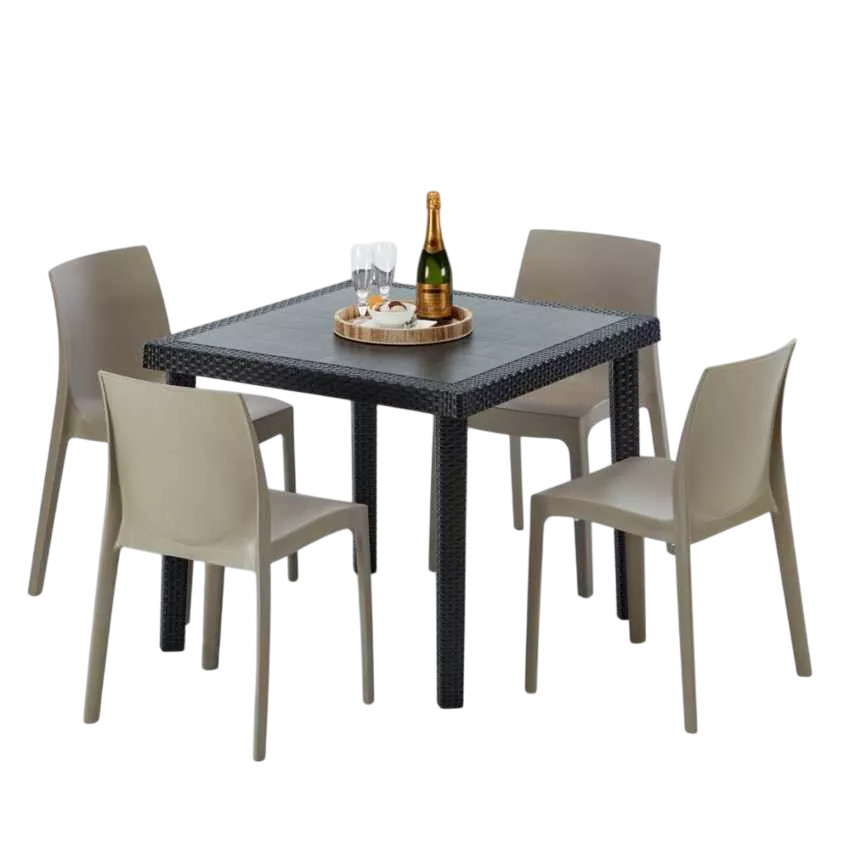 Set tavolo 90x90 cm + 4 sedie Rob Roy