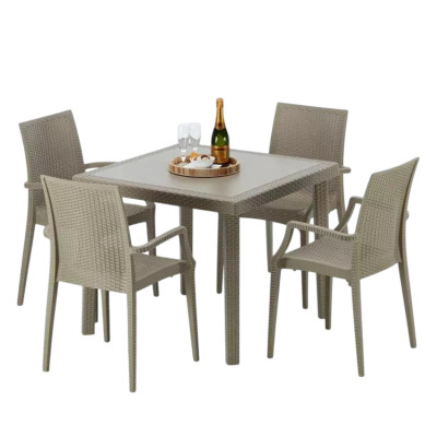 Set tavolo quadrato beige + 4 sedie Margarita